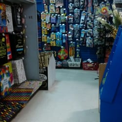 Buck or Two - Inside the store.