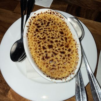 Marlow's Tavern - Crème brûlée - New American Near Me - Atlanta, Georgia Marlow's Tavern - Crème brûlée - New American Near Me - Atlanta, Georgia