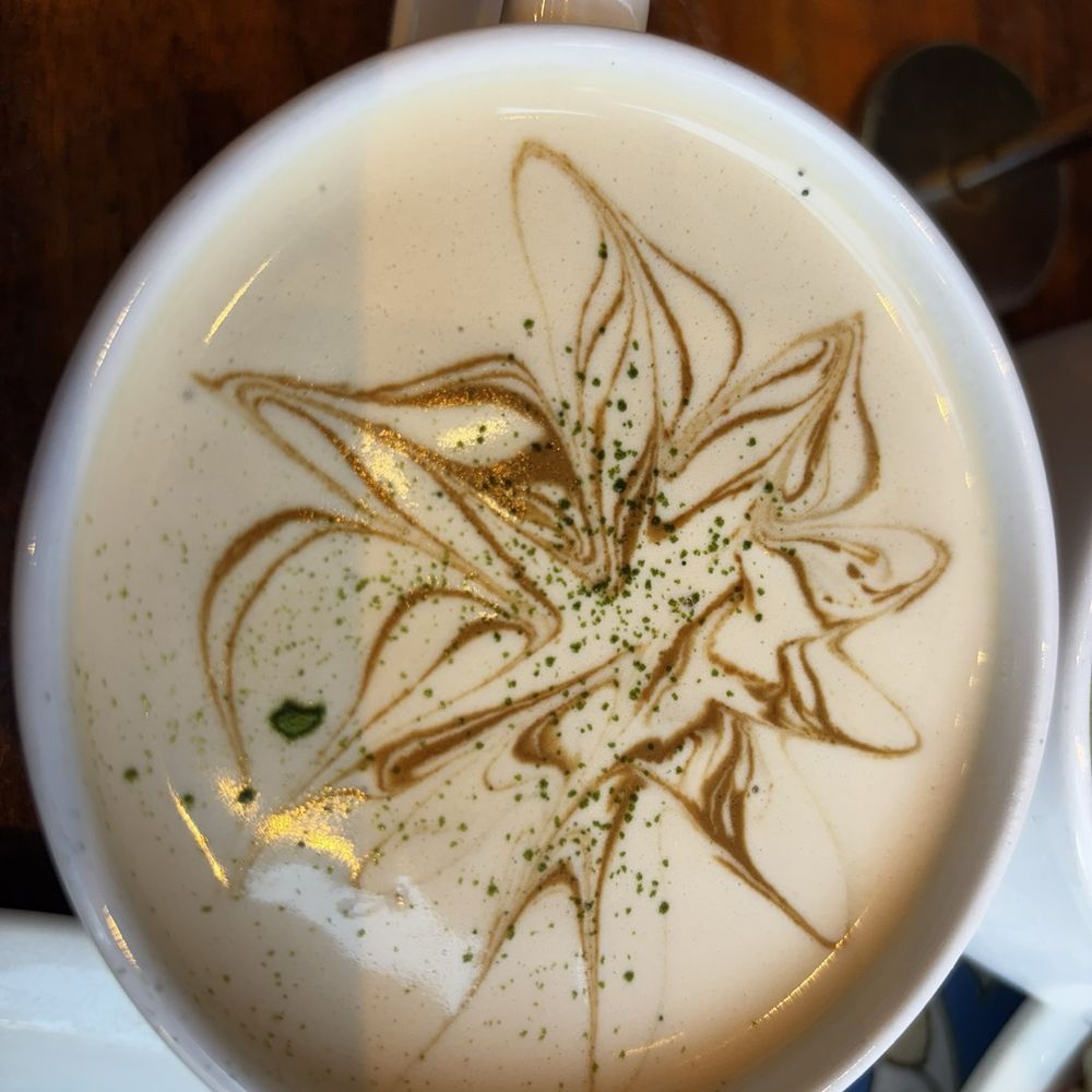 Urth Caffé - Orange - Caffé Pistacchio Latté Large - Coffee & Tea Near Me - Orange, California Urth Caffé - Orange - Caffé Pistacchio Latté Large - Coffee & Tea Near Me - Orange, California