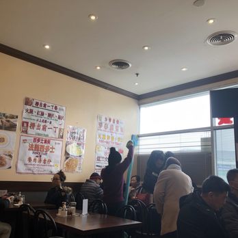 Pepper Wok - Inside - Chinese Near Me - Richmond Hill, Ontario Pepper Wok - Inside - Chinese Near Me - Richmond Hill, Ontario