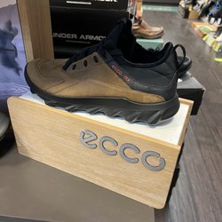 Tradehome Shoes