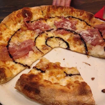 Pizza Rock - Cal Italia pizza very delicious ! It was NOT your average pepperoni tomato sauce pizza ! Great service by Rob - Pizza Near Me - Henderson, Nevada