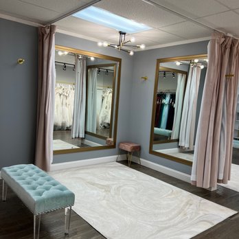 Bridal Rack - Bridal Near Me - Williston Park, New York