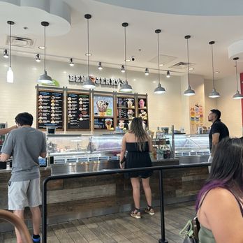 Ben & Jerry’s - Custom Cakes Near Me - Naperville, Illinois Ben & Jerry’s - Custom Cakes Near Me - Naperville, Illinois