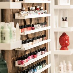 Paint Nail Bar - Tomball