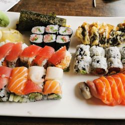 Watawa Sushi & Lounge