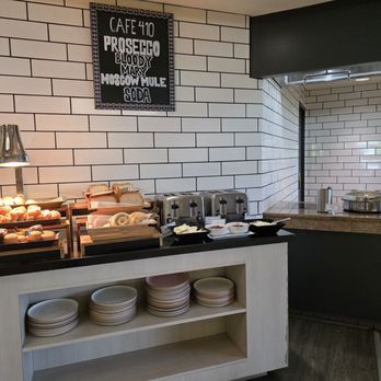 Cafe 410 - Baked goods, toast station - American Near Me - Honolulu, Hawaii