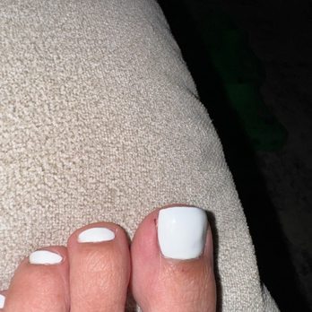 Ciel Nail Lounge - Cut at the top left with nail file then sprayed alcohol on it. - Nail Salons Near Me - Irving, Texas