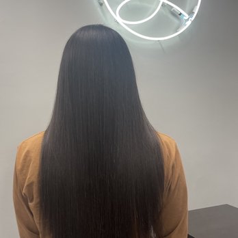 Coco Look - Hair Salons Near Me - Sylmar, California