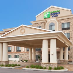 Holiday Inn Express & Suites Mitchell