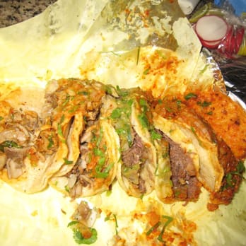 Taqueria Metro Basilica - TACOS! buche, cabeza and pastor. - Mexican Near Me - La Puente, California