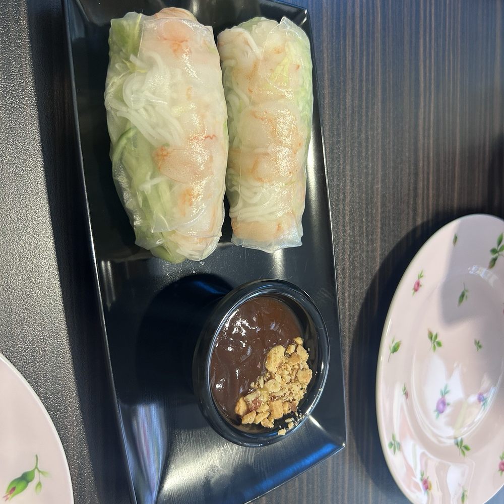 Summer roll with shrimp Summer roll with shrimp