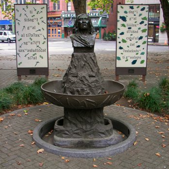 Pioneer Square - Chief Seattle - Parks Near Me - Seattle, Washington