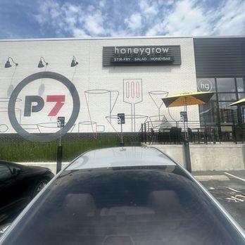 honeygrow - Salad Near Me - Vienna, Virginia