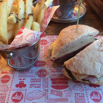 Taphouse Bar and Kitchen - Sandwich and chips! - American Near Me - Finnieston, GLG
