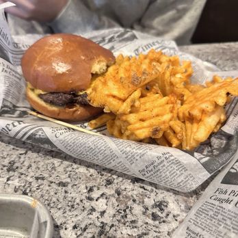 The Fifth Local Eatery And Alehouse - Smash burger - Burgers Near Me - Johnstown, Pennsylvania The Fifth Local Eatery And Alehouse - Smash burger - Burgers Near Me - Johnstown, Pennsylvania