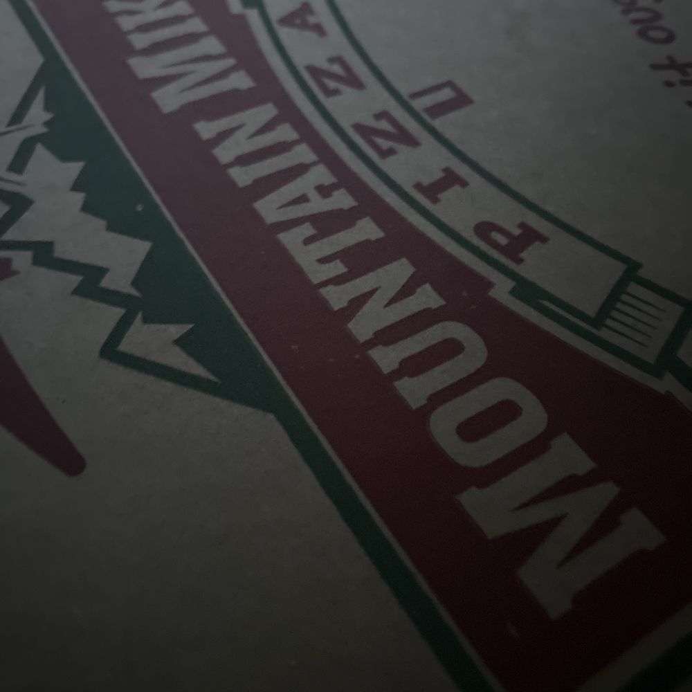 Mountain Mike's Pizza - A pizza that should've been ready at 3:50 but I had to wait an extra 30 minutes at a disgusting dirty table - Chicken Wings Near Me - Arlington, Washington Mountain Mike's Pizza - A pizza that should've been ready at 3:50 but I had to wait an extra 30 minutes at a disgusting dirty table - Chicken Wings Near Me - Arlington, Washington