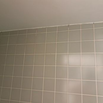 The Pierpont Inn - Mold in shower - Hotels Near Me - Ventura, California The Pierpont Inn - Mold in shower - Hotels Near Me - Ventura, California