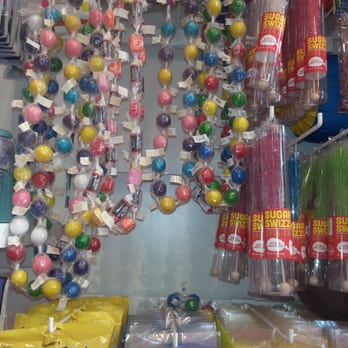 IT'SUGAR - Candy necklaces - Candy Stores Near Me - Atlanta, Georgia