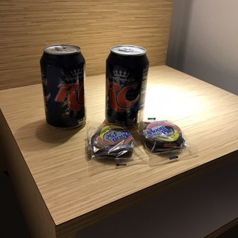 Thunderbird Inn - Moon pies and RC cola - Hotels Near Me - Savannah, Georgia Thunderbird Inn - Moon pies and RC cola - Hotels Near Me - Savannah, Georgia