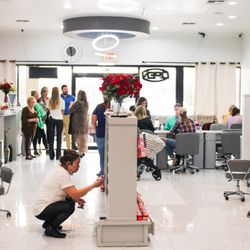 Hot Nail Spa
