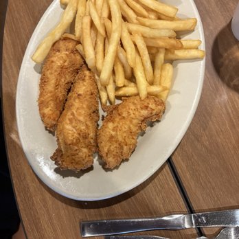 Castelli's Restaurant at 255 - Kids chicken strips + fries - Italian Near Me - Alton, Illinois Castelli's Restaurant at 255 - Kids chicken strips + fries - Italian Near Me - Alton, Illinois