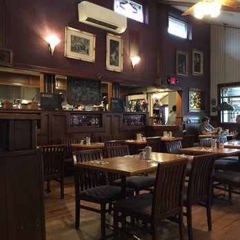 The Oak Table Cafe - Inside - Breakfast & Brunch Near Me - Sequim, Washington