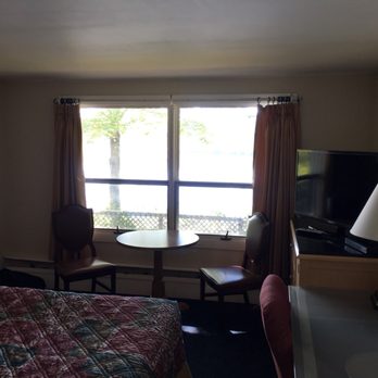 Sunset Motor Inn - Hotels Near Me - West Lebanon, New Hampshire