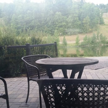 Canthooks Restaurant - Outside patio - German Near Me - Calabogie, Ontario