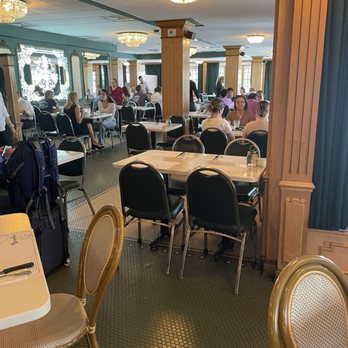 Versailles - Cuban Near Me - Miami, Florida