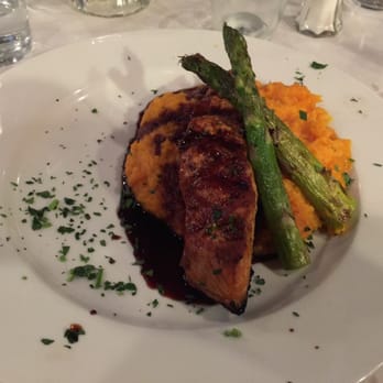 Del Sur Artisan Eats - Salmon with fig reduction - Steakhouses Near Me - Saint Simons Island, Georgia