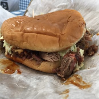 William's Bar-B Q - Bbq pork sandwich - Barbeque Near Me - West Memphis, Arkansas William's Bar-B Q - Bbq pork sandwich - Barbeque Near Me - West Memphis, Arkansas