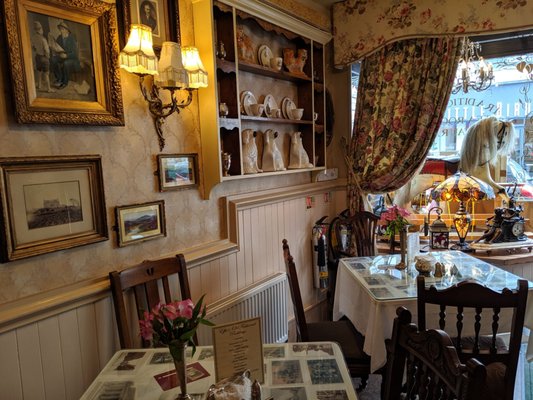 Effies of Perth by null