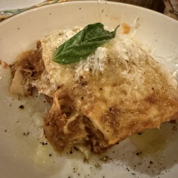 Sogno Toscano - Lasagna - Wine Bars Near Me - Santa Monica, California Sogno Toscano - Lasagna - Wine Bars Near Me - Santa Monica, California