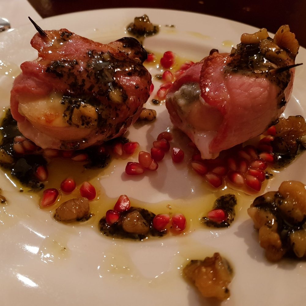 Small & Beautiful - Restaurants Near Me - London, XGL Small & Beautiful - Restaurants Near Me - London, XGL