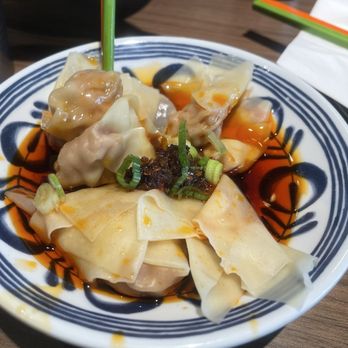 Hoja - Wonton in chilly oil $6.99 - Taiwanese Near Me - Richmond Hill, Ontario