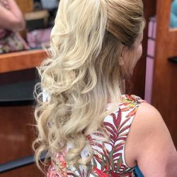 Luzy’s Hair & Beauty Salon