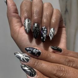 Lumi Nails and co - chrome nails