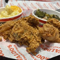 Waldo's Chicken & Beer - Fried chicken: thigh and drumstick, Mac n cheese with second side: collard greens (very good, too).