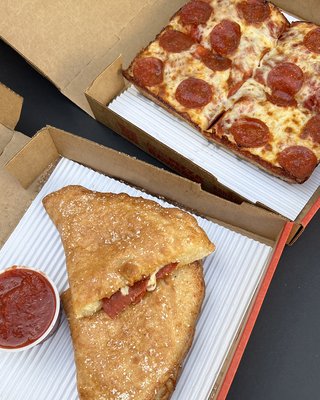 Jet's Pizza by null