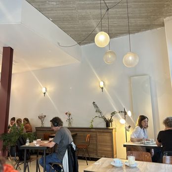 Kolonel Koffie - Coffee & Tea Near Me - Antwerp, VAN Kolonel Koffie - Coffee & Tea Near Me - Antwerp, VAN