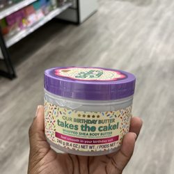 Target - Tree Hut Birthday Cake Body Butter