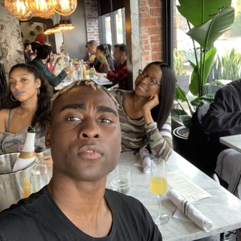 H Cafe - Friends in town from Chicago - Breakfast & Brunch Near Me - Los Angeles, California