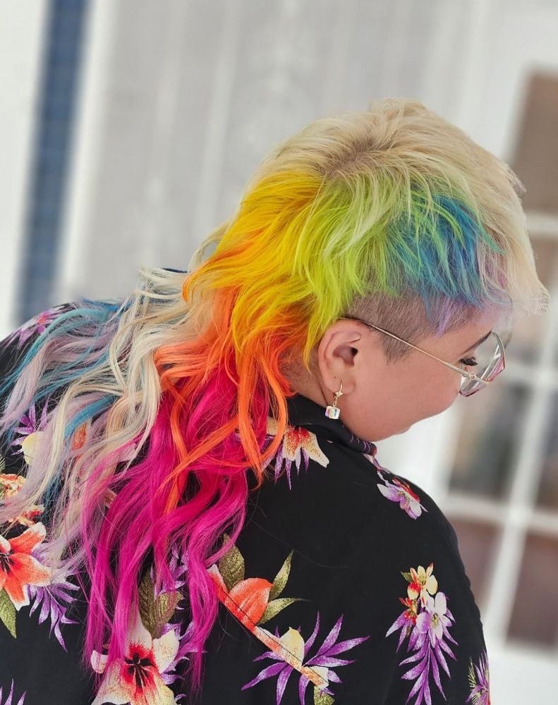 The Indigo Hair Studio Logo