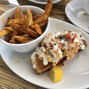 Slapfish - Seafood Near Me - Indianapolis, Indiana