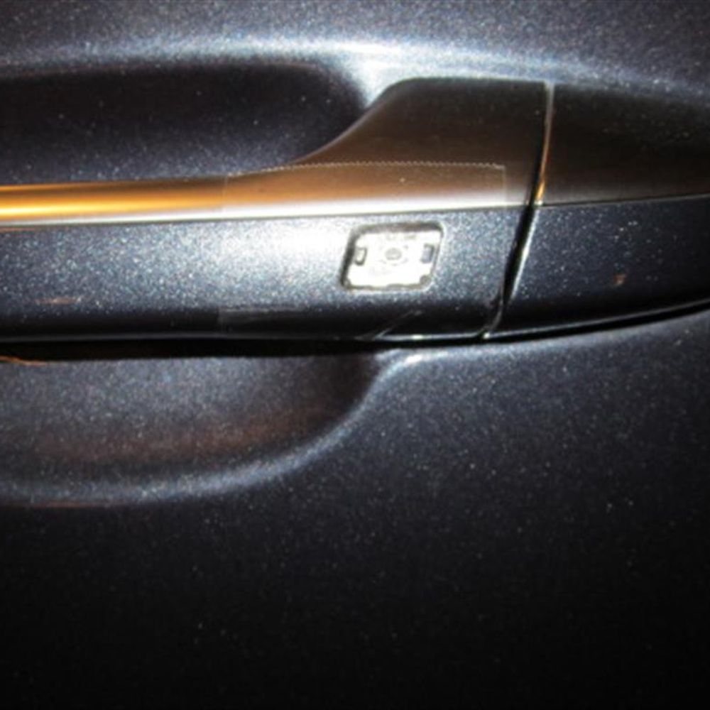 Round Rock Hyundai - Drivers side door handle showing missing lock/unlock button - Car Dealers Near Me - Round Rock, Texas Round Rock Hyundai - Drivers side door handle showing missing lock/unlock button - Car Dealers Near Me - Round Rock, Texas