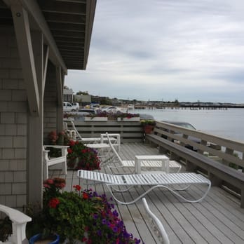Dyer's Beach House - Hotels Near Me - Provincetown, Massachusetts Dyer's Beach House - Hotels Near Me - Provincetown, Massachusetts