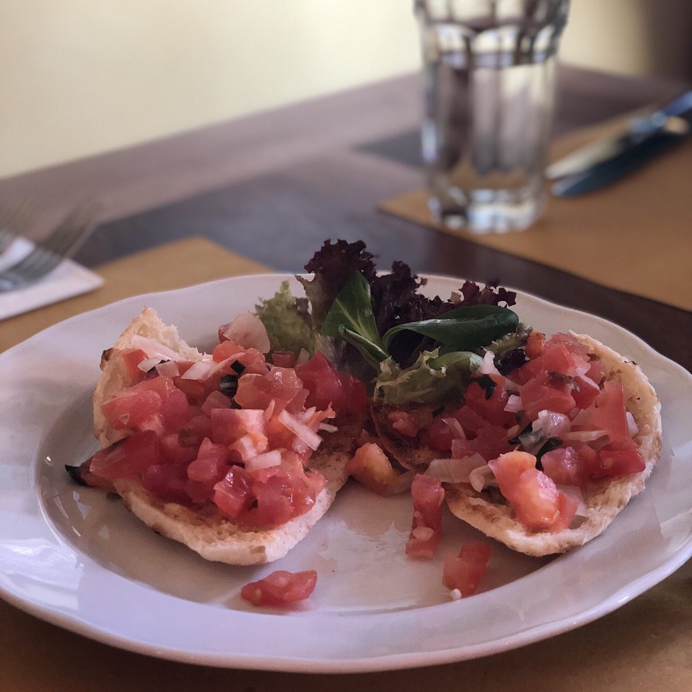 Restaurant Rossini - Bruschetta - Hotels & Travel Near Me - Luzern, LU Restaurant Rossini - Bruschetta - Hotels & Travel Near Me - Luzern, LU
