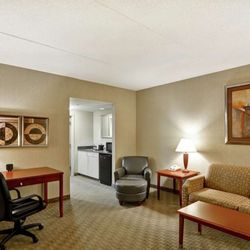 Hampton Inn Lewisburg - Guest room