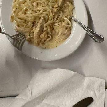 Nick's Lobster House - Chicken Alfredo - Seafood Near Me - Brooklyn, New York